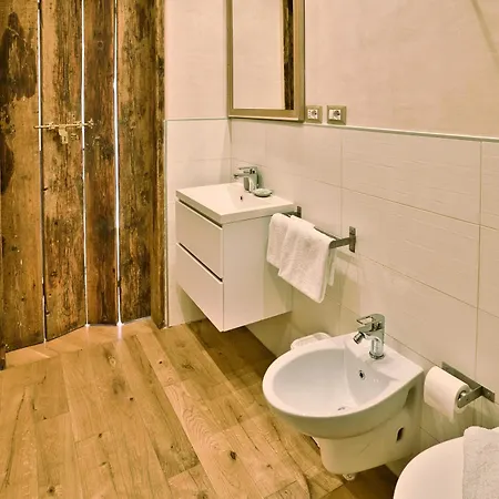 Il Saracino Boutique 3* كابرايا