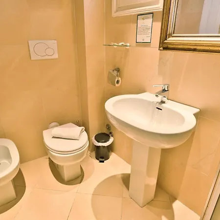 Il Saracino Boutique 3* كابرايا