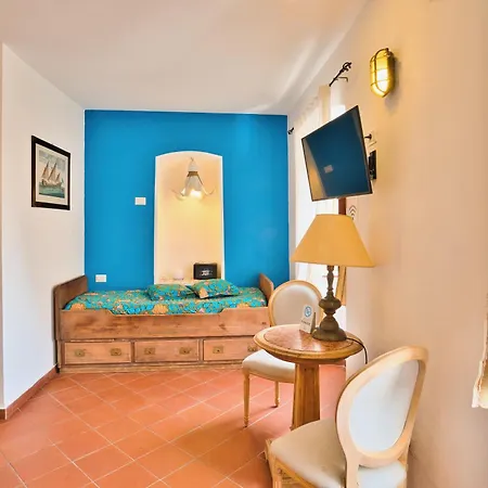 فندق Il Saracino Boutique 3*